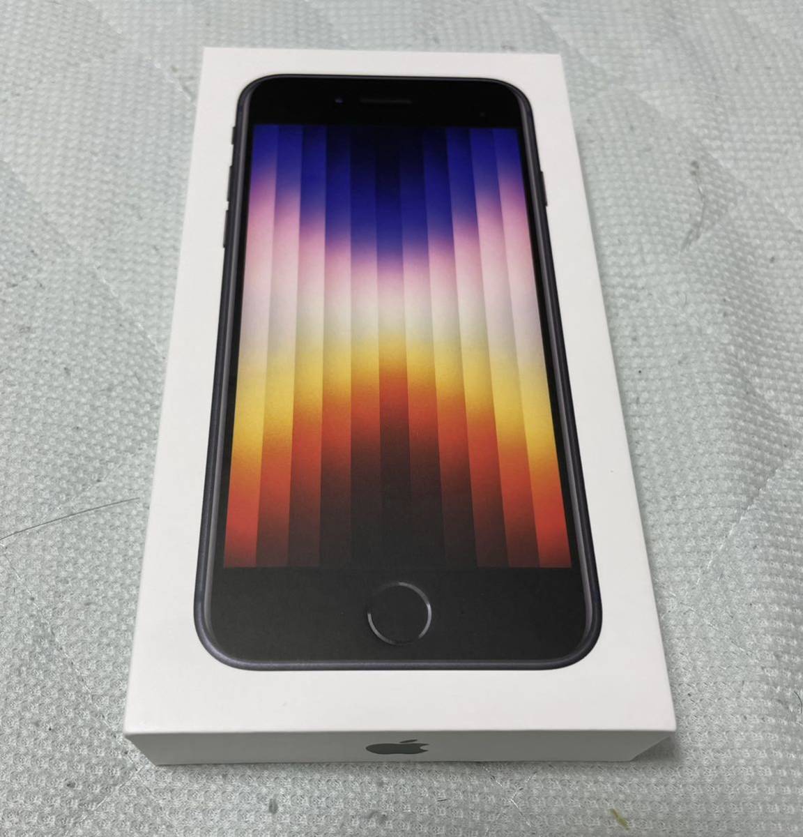 iPhone SE3 第3世代 SIMフリー128GB 新品未使用 ミッドナイト ブラック