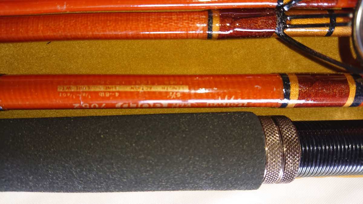 1970-80s OLD未使用 Daiwa 初代V.I.P. GOLD 7052 fly兼パック 1970-80s OLD未使用 Daiwa 初代V.I.P. GOLD 7052 fly兼パック