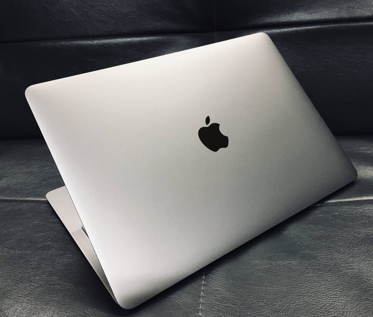 R6307B【美品USED】Apple MacBook Air 2020 A2337 MGN63J/A 13インチ
