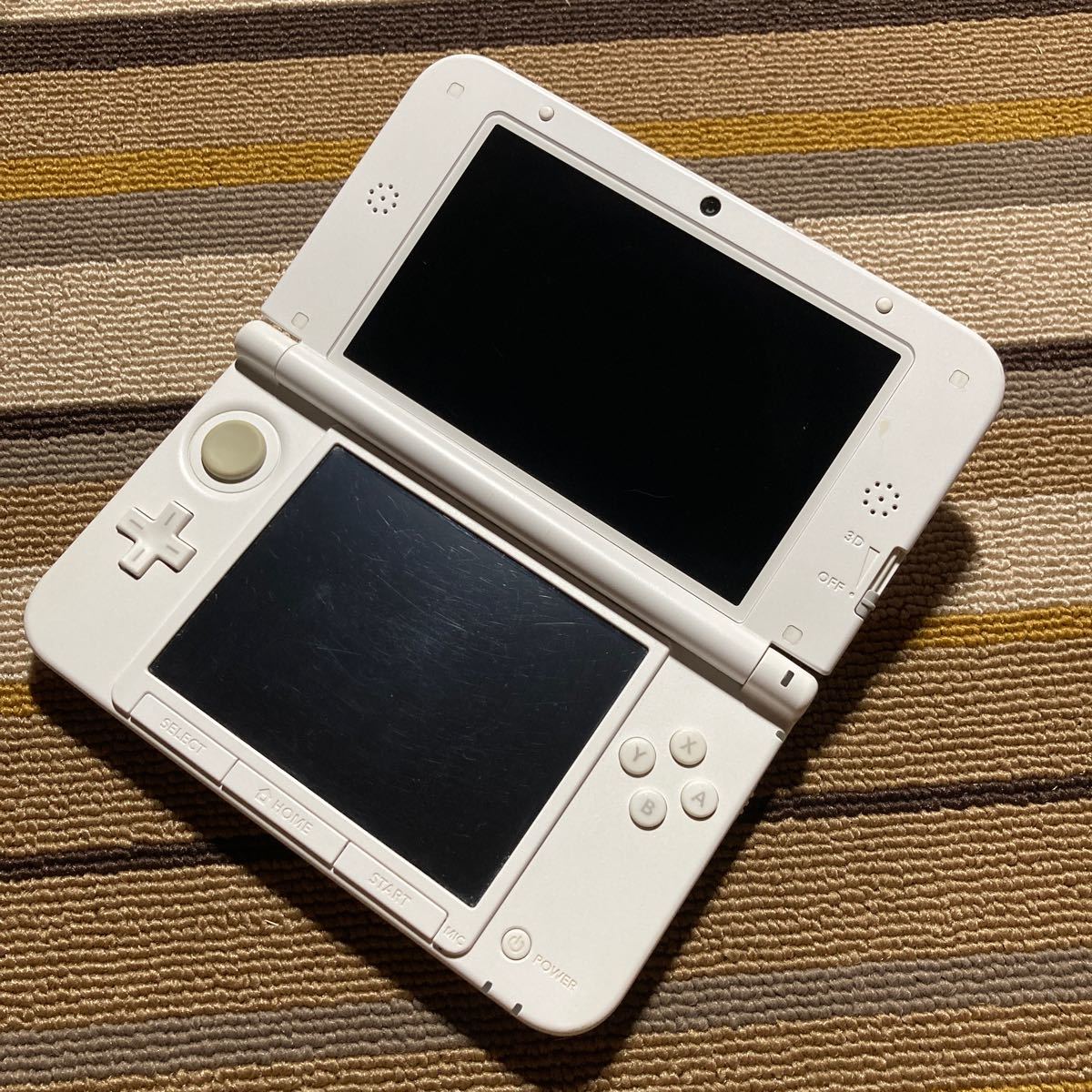 3DS  ニンテンドー3DS LL 本体 ピンク × ホワイト 充電器付き
