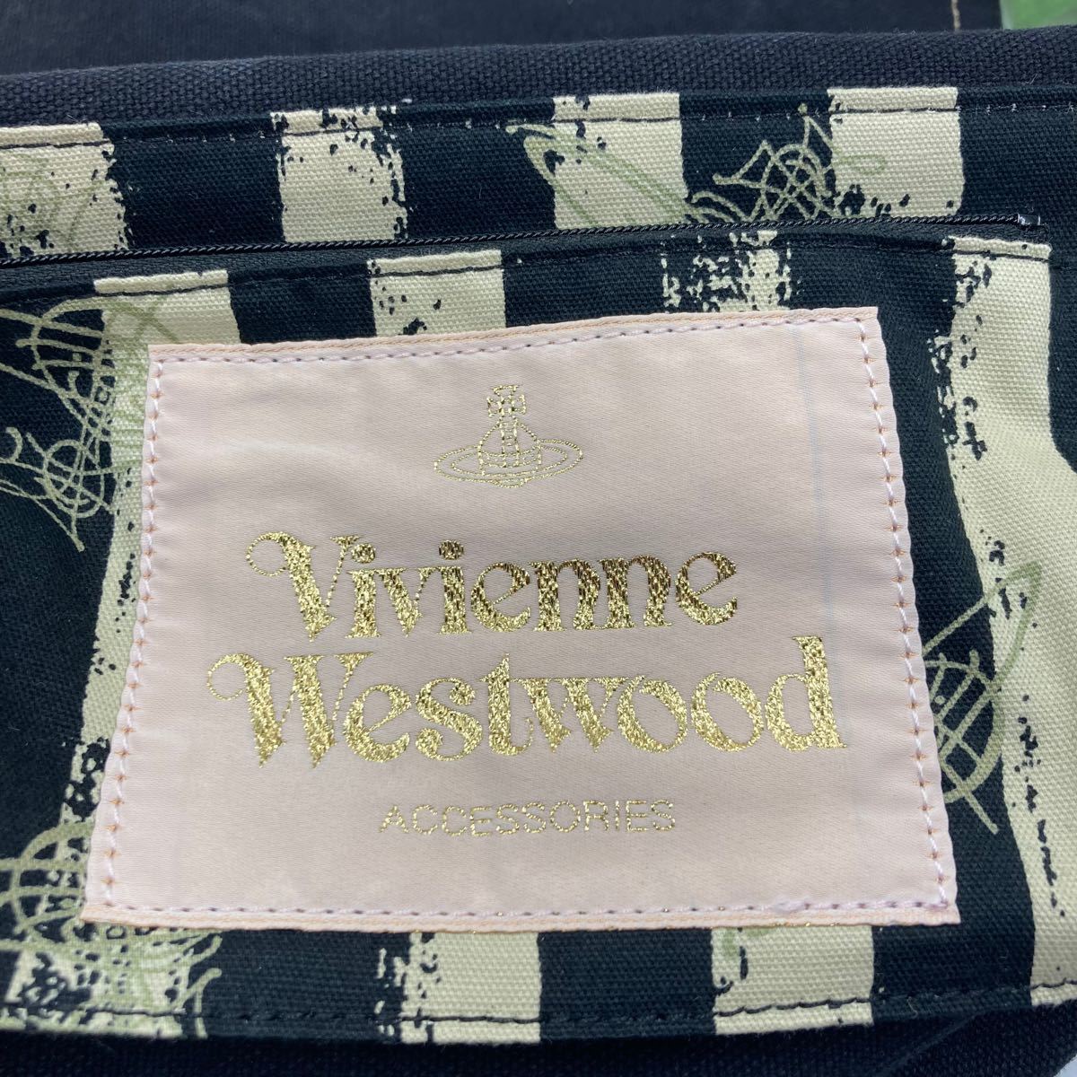 大人気 Vivienne Westwood ヴィヴィアンウエストウッド エッジ 大人気 Vivienne Westwood ヴィヴィアンウエストウッド エッジ