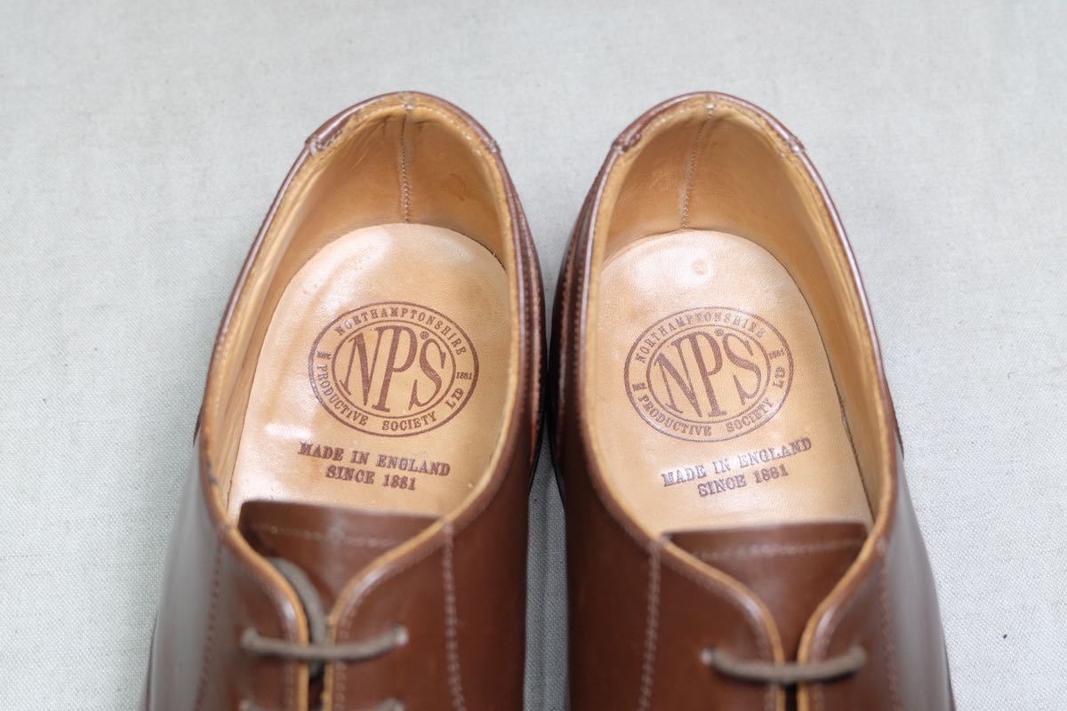 定価4万 着用少NPS 洗練されたプレーントゥダービーシューズ UK10 goodyearWelted製法 英国製高級革靴カーフレザーハンドメイドsolovair_画像7