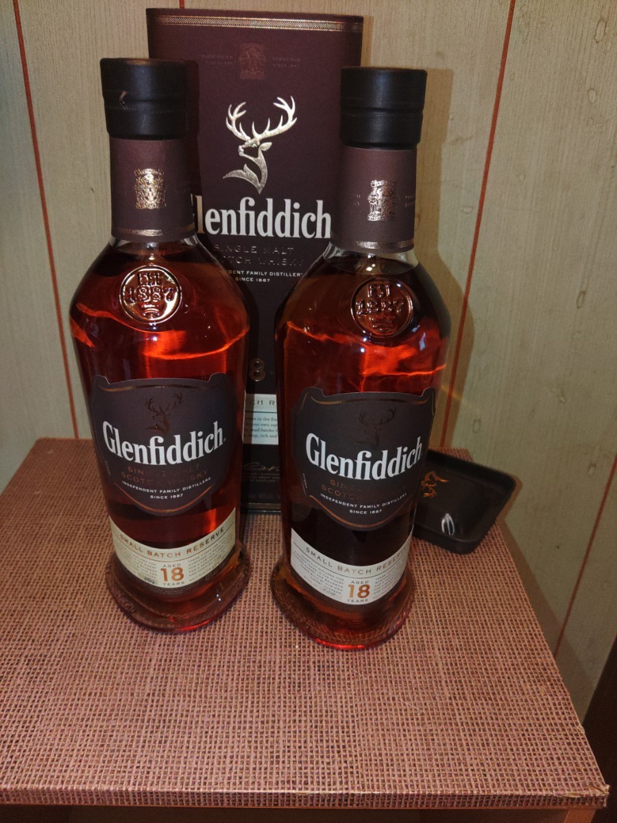 グレンフィディック18年 Glenfiddich 古酒 ドリンク、水、お酒