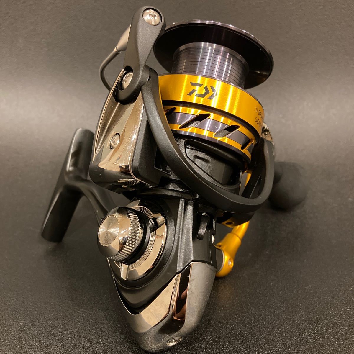 US レブロスZ 4000H ショアジギングダイワ daiwa 10ボール US レブロスZ 4000H ショアジギングダイワ daiwa 10ボール