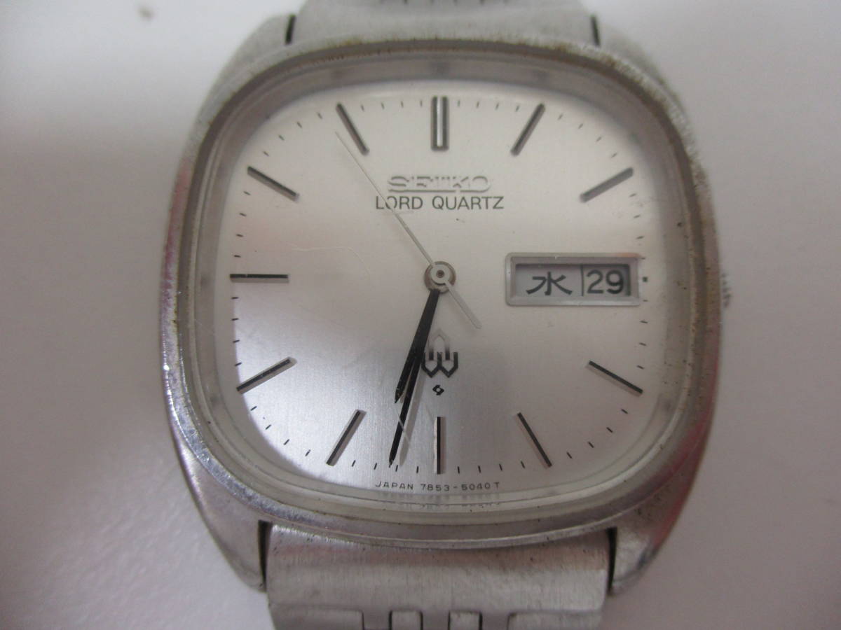 【27728】【SEIKO】セイコー LORD QUARTZ ロードクォーツ 7853-5030 デイデイト シルバー文字盤　動作未確認　ジャンク品_画像2