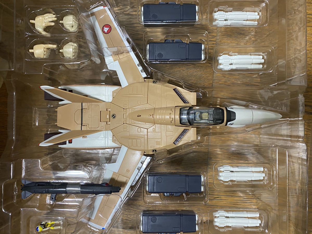 YAMATO やまと ヤマト 1/48 VF-1A バルキリー 量産機 完全変形 超時空