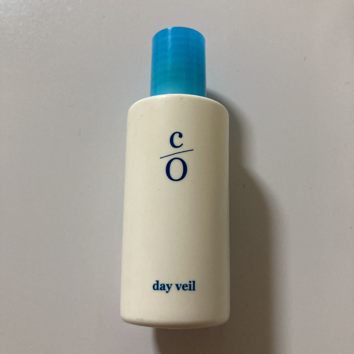 資生堂・シーオー・C/O・デイヴェール・日焼け止め美容液・化粧下地・３０ｍｌ・定価1760円②_画像1