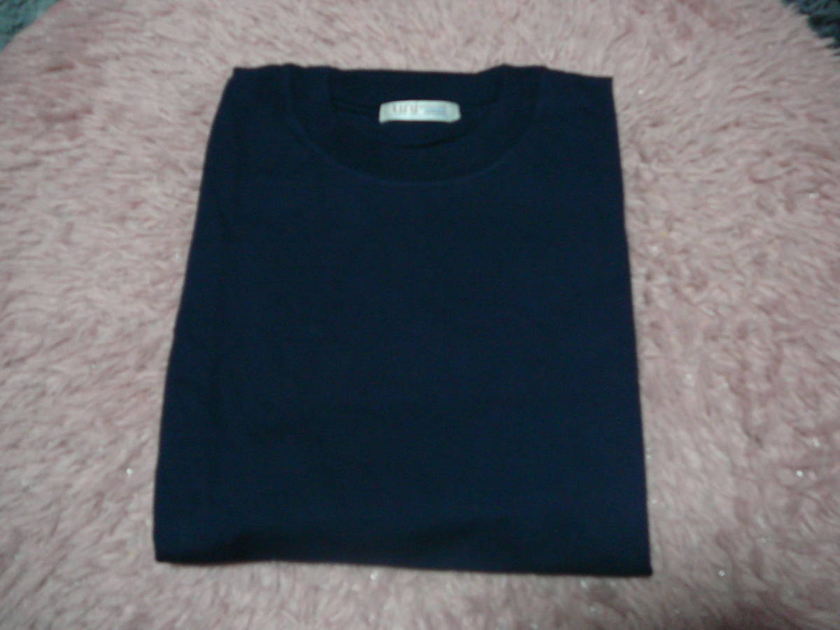 送料250円か370円★LLサイズ　丸首　半袖　Tシャツ　濃紺色　未使用品_画像3