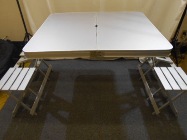 コールマン　アルミ　折り畳みテーブル