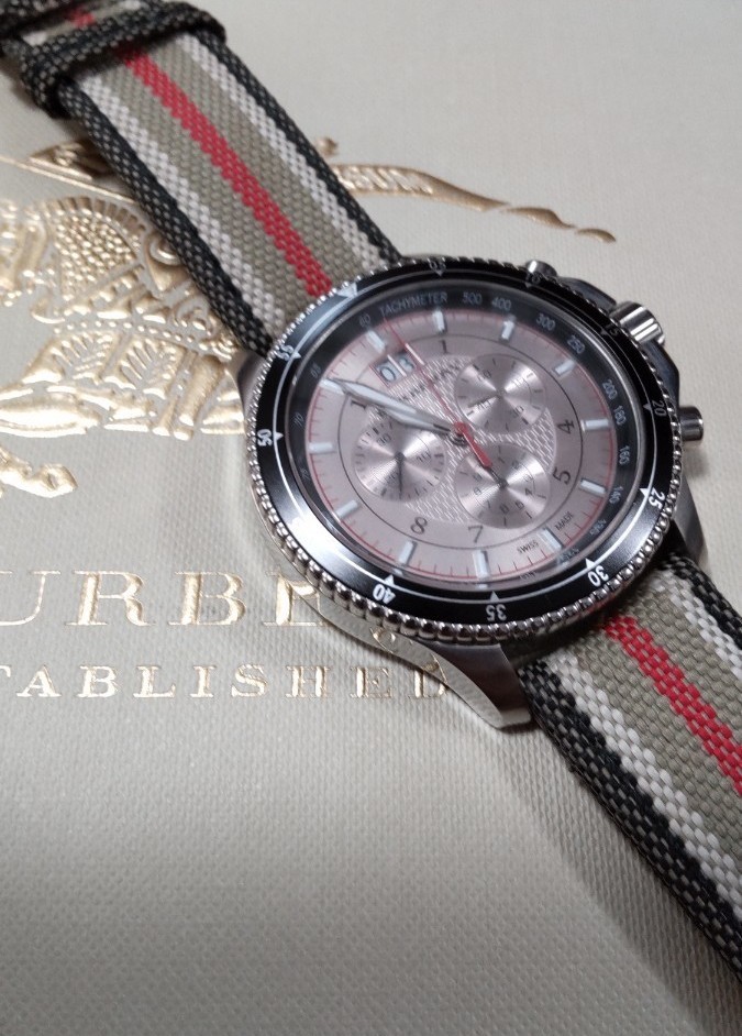 美品☆新品電池 BURBERRY バーバリー腕時計 クロノグラフ