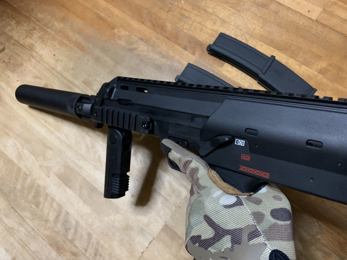 VFC GBB MP7A1 ガスブローバック サイレンサー 予備マガジン3本付き
