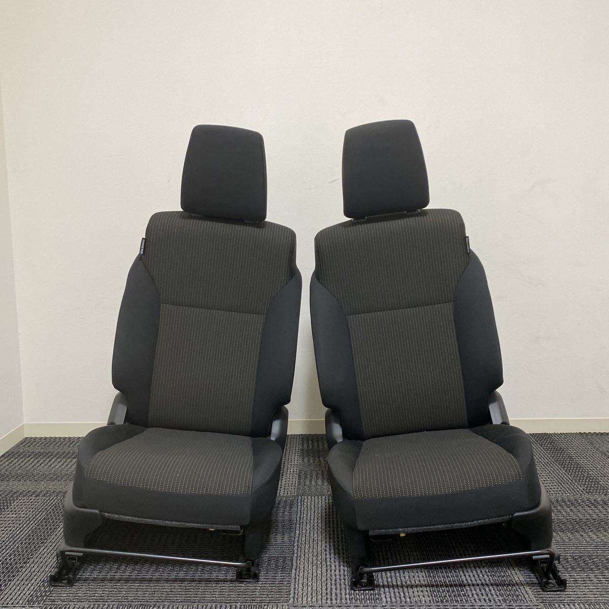 新車外し 超美品 スズキ JB64 ジムニー 純正 運転席 助手席 シート