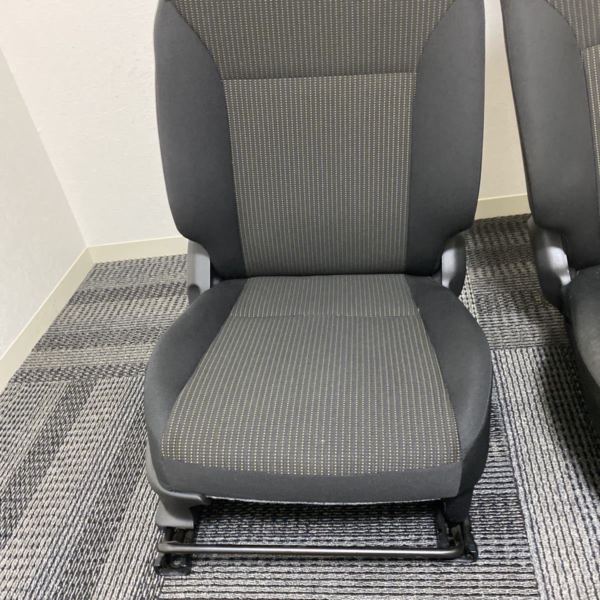 新車外し 超美品 スズキ JB64 ジムニー 純正 運転席 助手席 シート