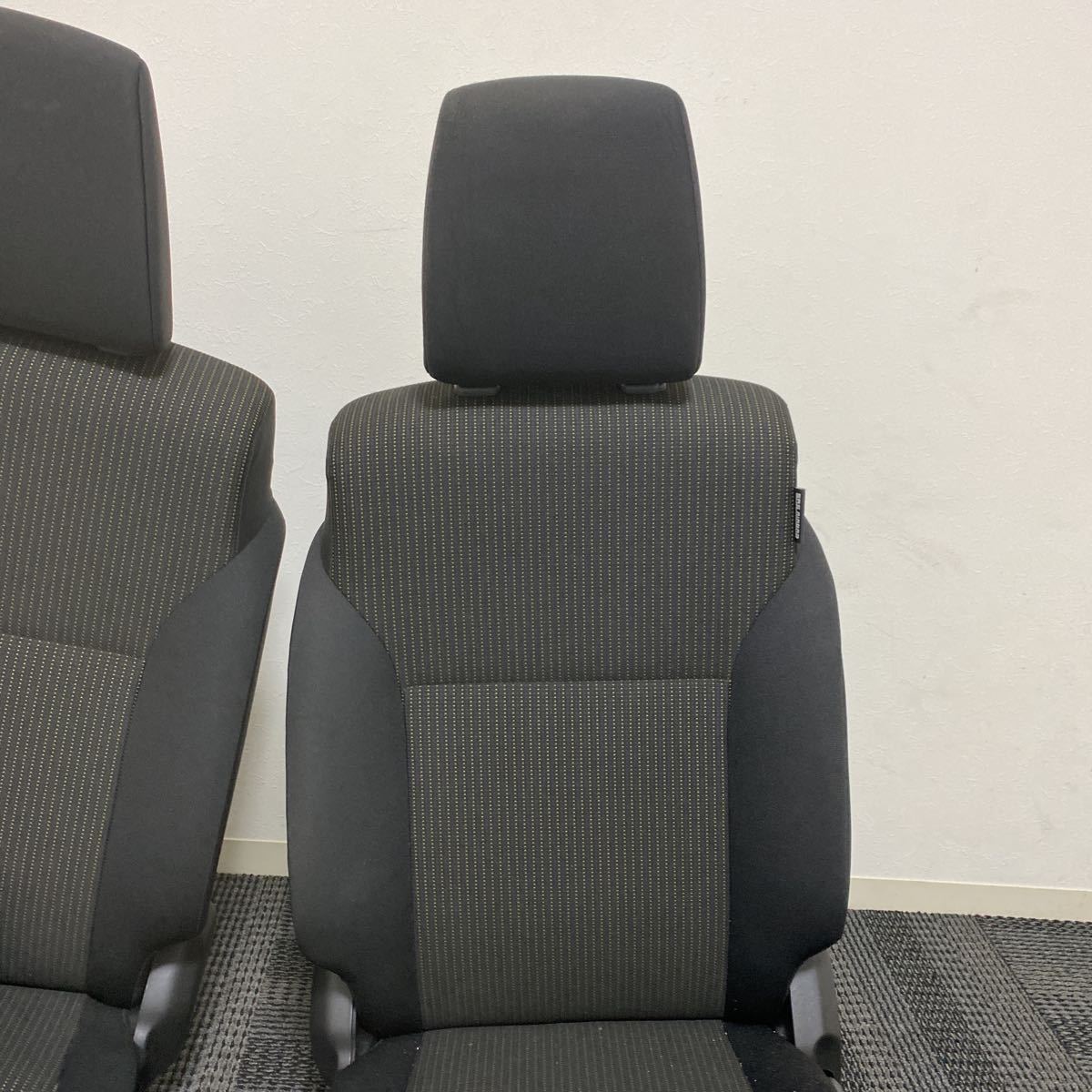 新車外し 超美品 スズキ JB64 ジムニー 純正 運転席 助手席 シート