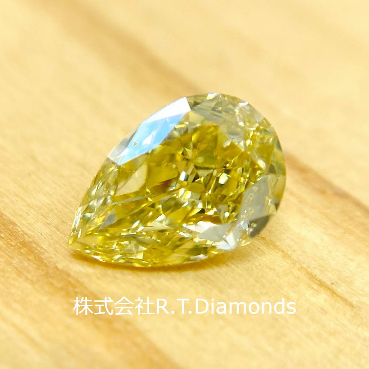 FANCY YELLOW 0.379ct PS/RT1399/CGL-