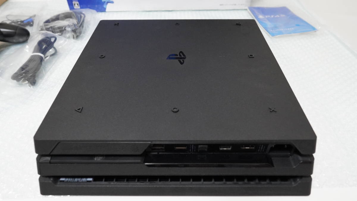 PlayStation 4 Pro ジェット ブラック 1TB CUH-7000BB01 メーカー生産
