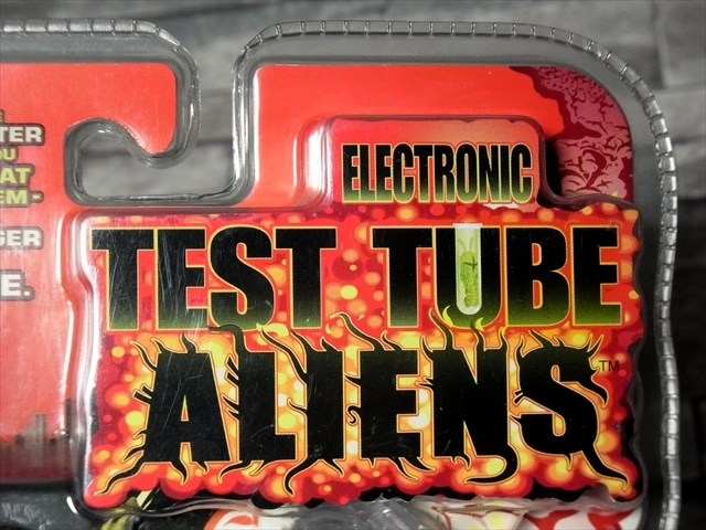 未使用 4Kidz製 ELECTORONIC TEST TUBE ALIENS Dodec テストチューブ エイリアン フィギュア トイ 育成 玩具 おもちゃ 雑貨 2008年_画像3