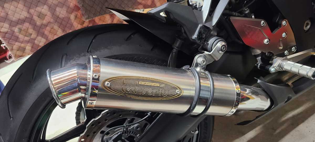カワサキ Ninja1000 テックサーフ techerfu右側出しマフラー(左側