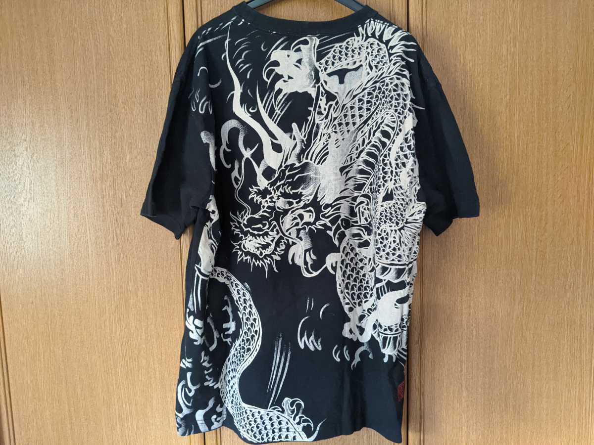 絡繰魂 龍神　ドラゴン　桜 牡丹　刺繍　半袖Tシャツ 黒色　ブラック XLサイズ　即決　_画像2
