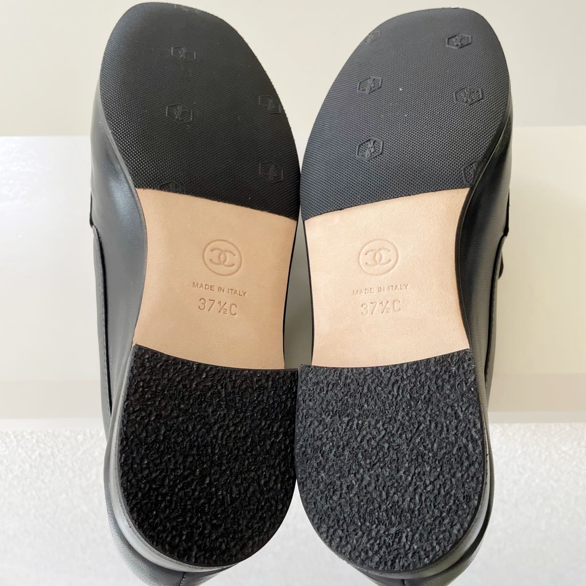 CHANEL ラムスキン コイン ローファー モカシン 37.5 黒 シャネル
