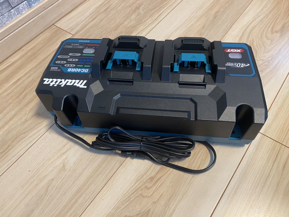 makita マキタ　DC40RB　40Vmax用2口急速充電器 新品_画像4