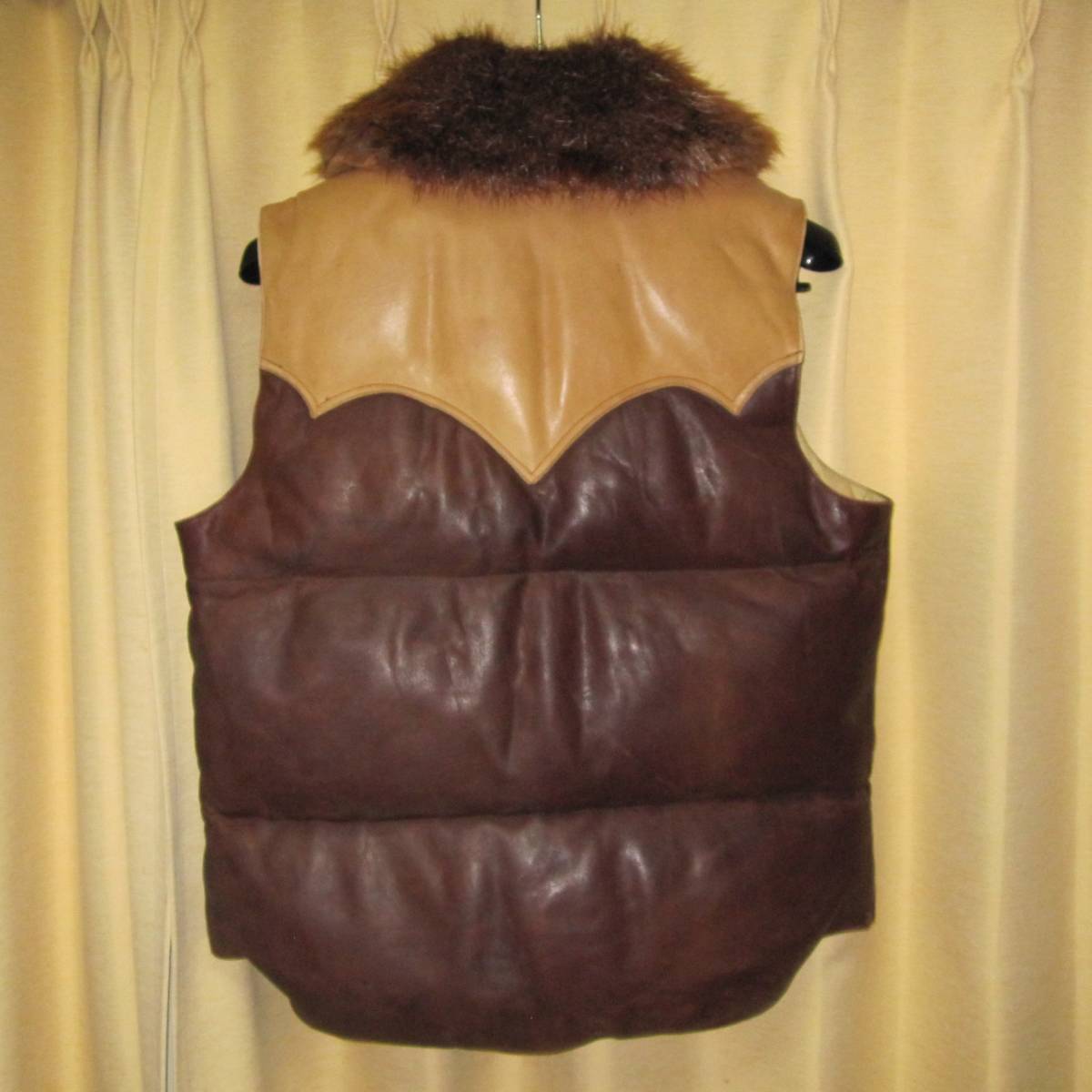 * 70s Vintage Rocky mountain down vest (44) all leather original Vintage vintage