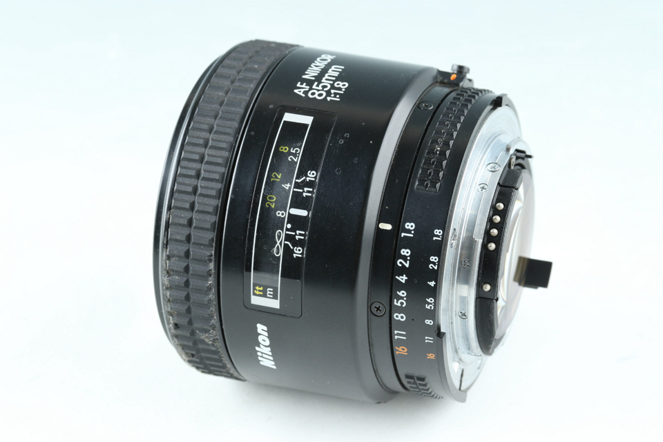 Nikon AF Nikkor 85mm F/1.8 Lens #42524A5_画像6