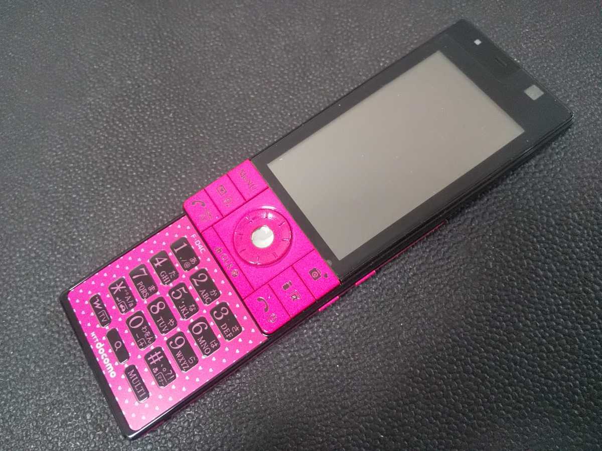 docomo STYLE series F-04C CECIL McBEE 小悪魔PINK 白ロム FOMA docomo STYLE series F-04C CECIL McBEE 小悪魔PINK 白ロム FOMA