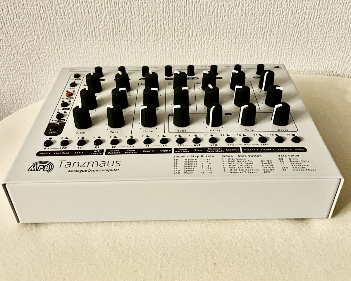 MFB TANZMAUS アナログ ハイブリッド ドラムマシン 808 909(リズム ...