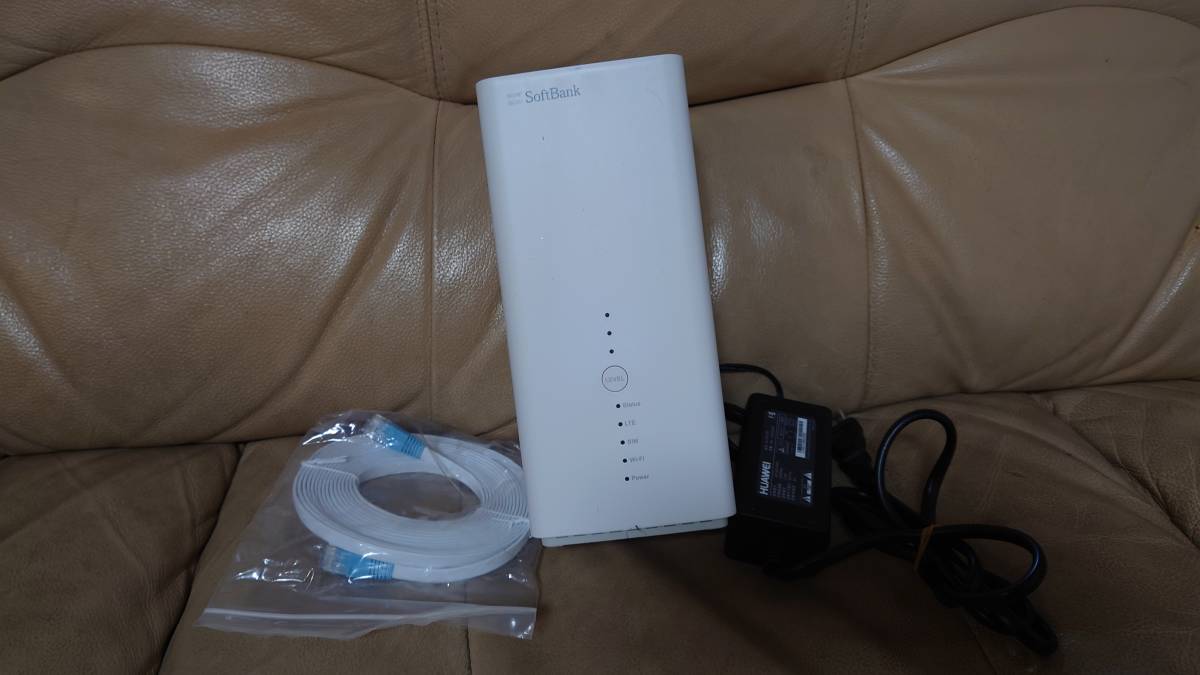 SoftBank Air ソフトバンクエアー エアーターミナル3 Wi-Fiルーター B610s-77a ■ma3_画像1