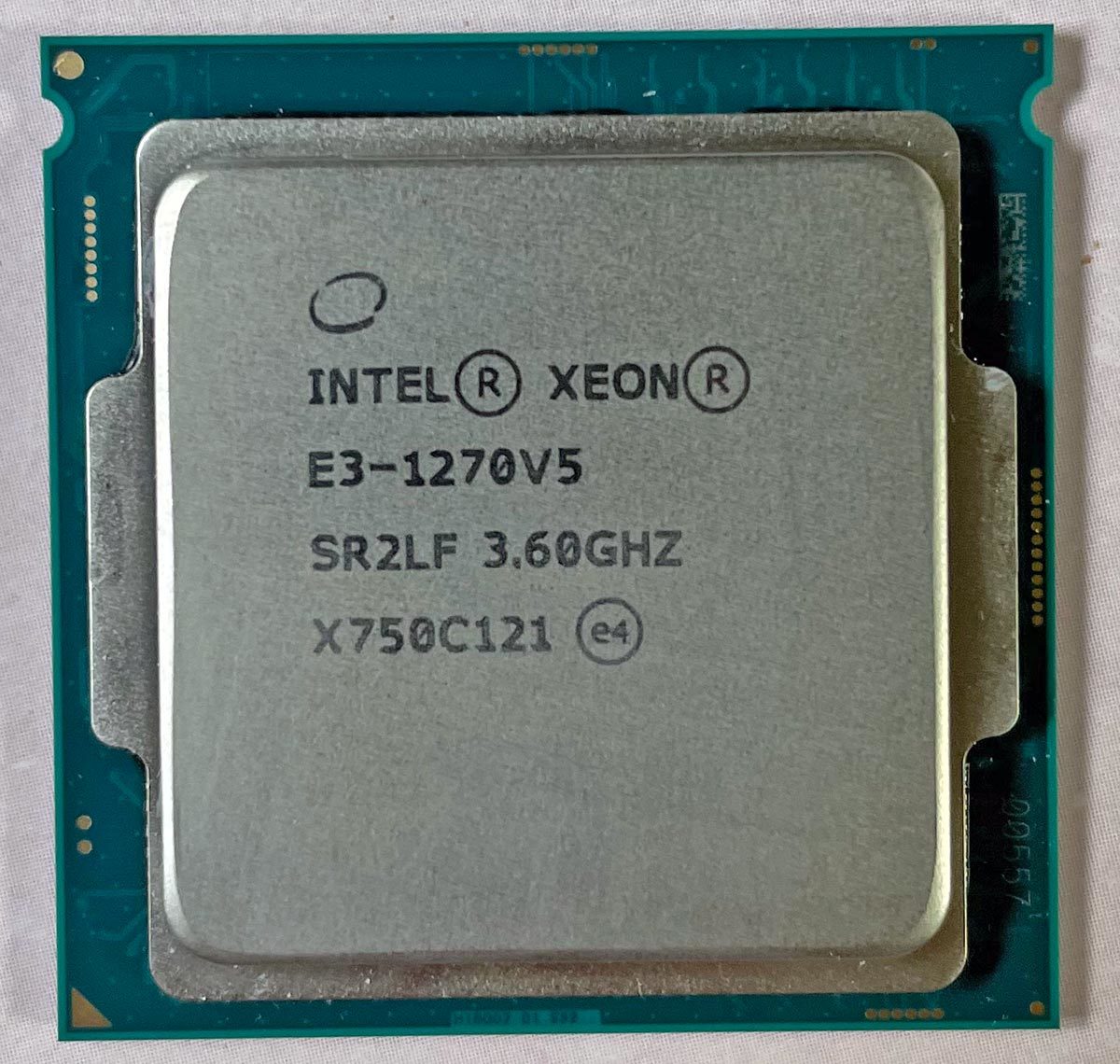 Intel Xeon E3-1270 V5 3.6GHz SR2LF Skylake R0 Socket(LGA)1151 4-Core 8-sled