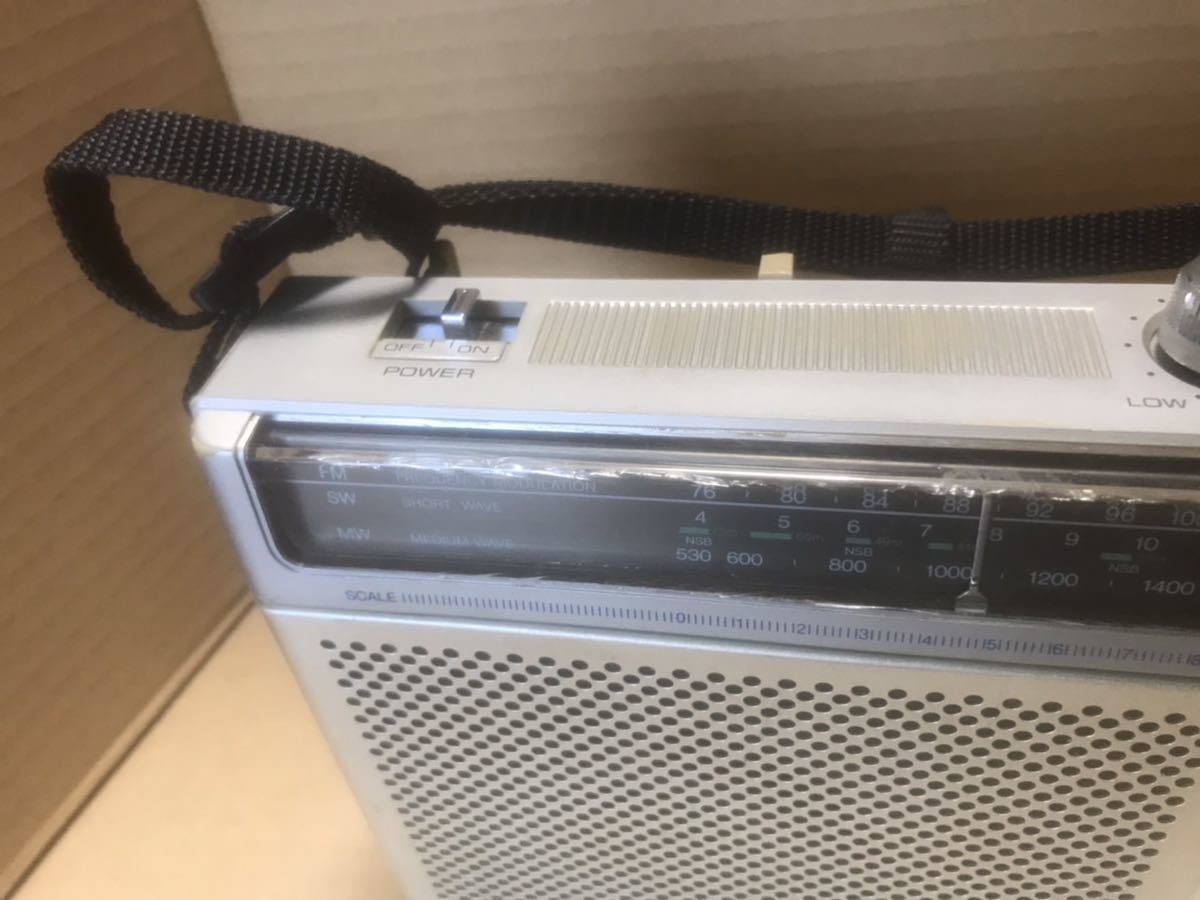 100円セール 東芝 3バンドラジオRP-1550F