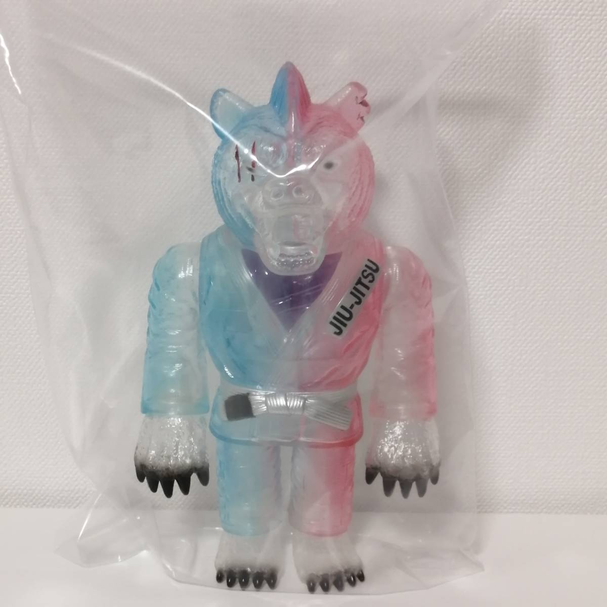 RED SHARK レッドシャーク ソフビ 柔術 片目クマ フィギュア 季節の