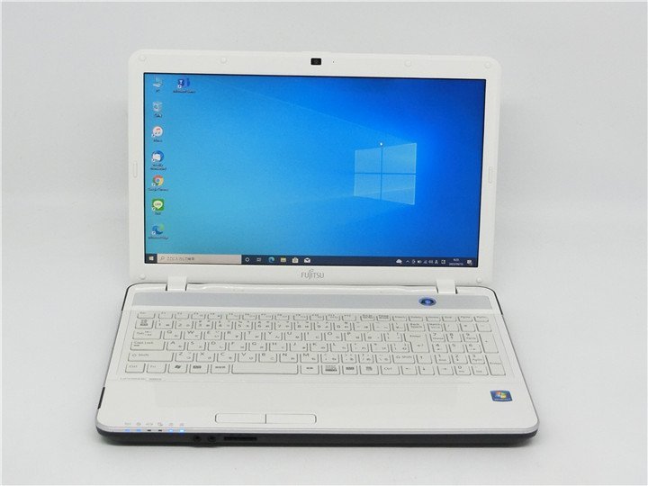 人気沸騰ブラドン カメラ内蔵中古ノートパソコンFMV AH42/G Pentium