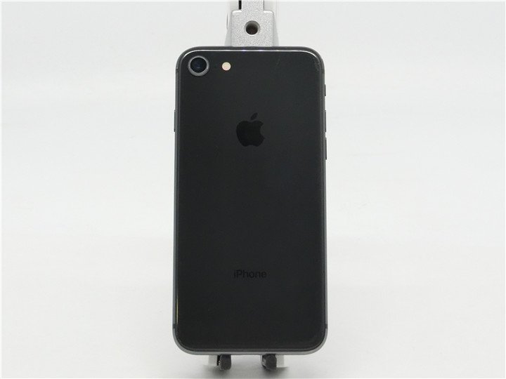 iPhone 8 64GB ☆Docomo制限○☆バッテリー容量79%☆apple☆アップル☆ iPhone 8 64GB ☆Docomo制限○☆バッテリー容量79%☆apple☆アップル☆