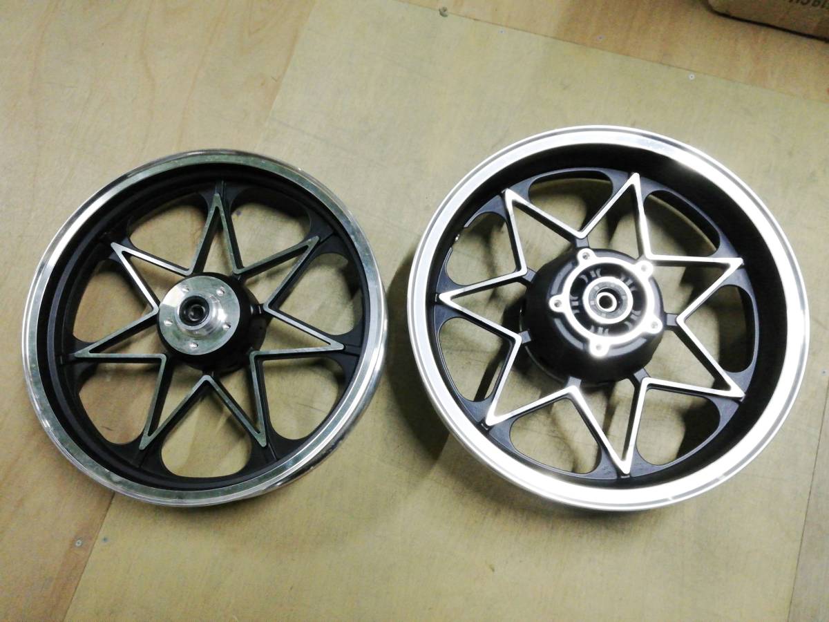 Yahoo!オークション - ZRX400 キャストホイール 黒/前後18インチ Yahoo!オークション - ZRX400 キャストホイール 黒/前後18インチ