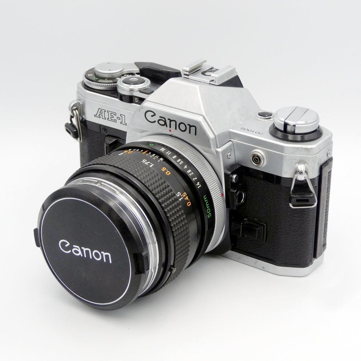 Canon AE-1 PROGRAM+FD 50mmF1.4と28mmF2.8-