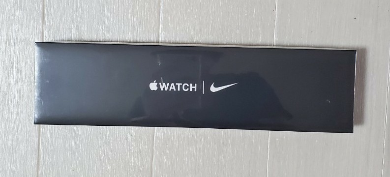 独特な Apple アップルウォッチ watch アップルウォッチ 40mm Watch
