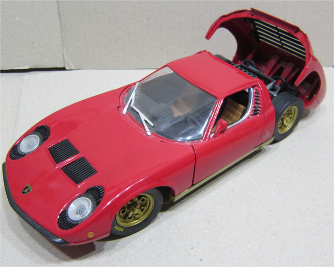 ANSONランボルギーニ ミウラ1/18(イタリア購入)レッドLamborghini Miuraダイキャスト製ミニカー赤スーパーカー模型アンソン カウンタックSV_画像4