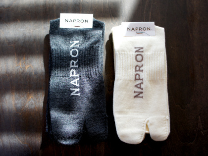 ● 送料￥180 ● レディース 23.0～25.0cm｜NAPRON ナプロン 足袋型ソックス ホワイト 靴下 白 日本製 ギフト Japan (新品)(正規品)_白のみのご用意です