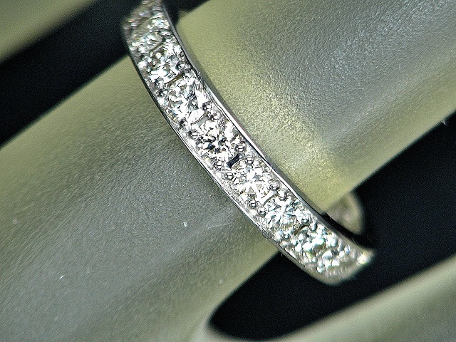 宝石屋本舗】1.00ct 良質天然ダイヤモンド PT950 エタニティリング