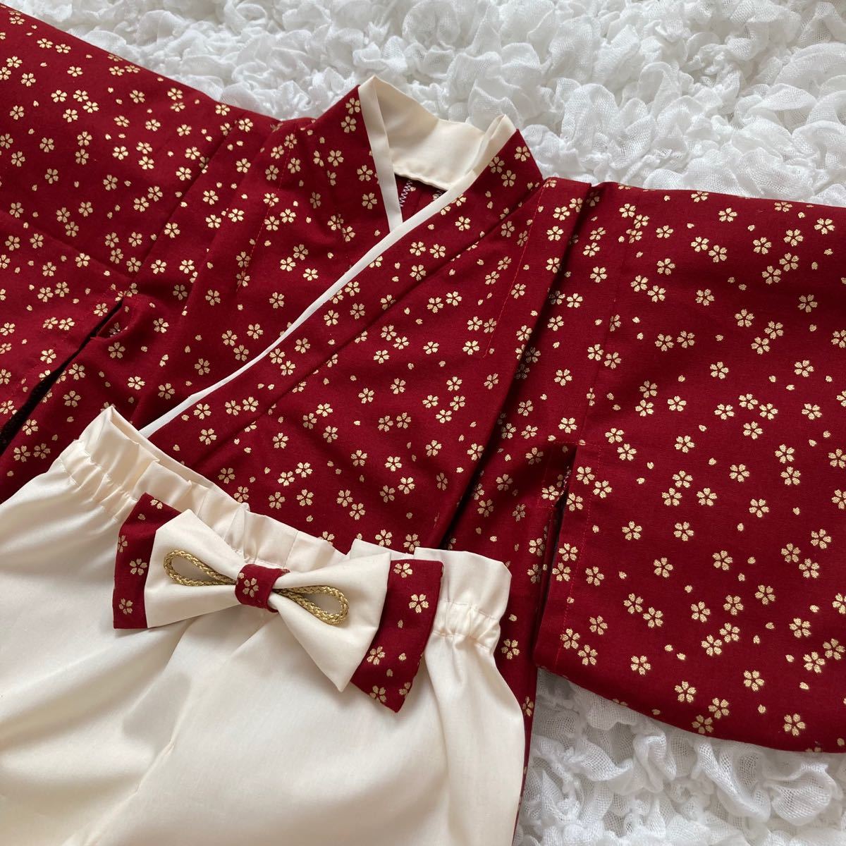 ベビー袴 ハンドメイド 赤色和柄×アイボリー - ベビー服、シューズ