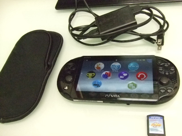 稼動品☆PlayStation Vita ブラック (PCH-2000) & メモリーカード 64GB