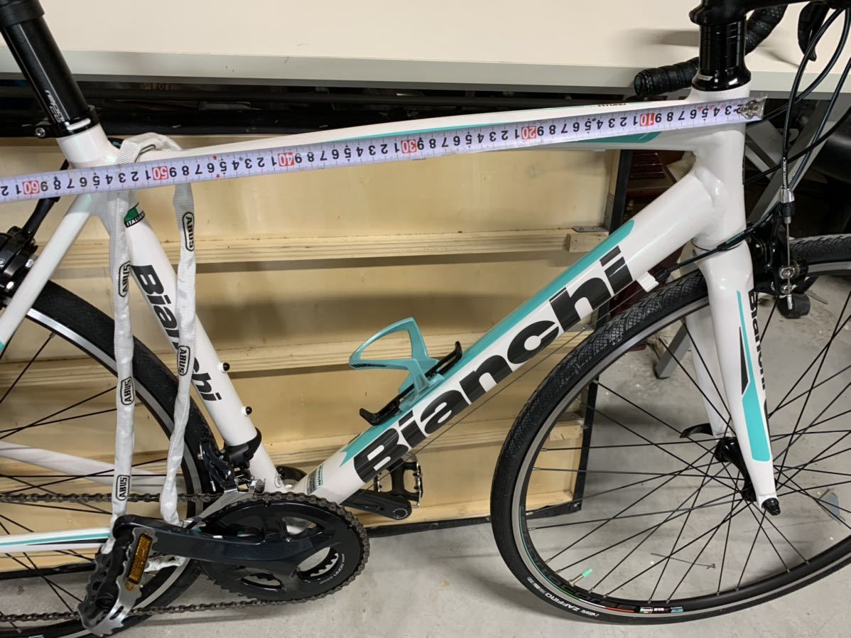 美品 Bianchi ENGINEERED ALU HYDRO TRIPLE BUTTED 6000 クロス 美品 Bianchi ENGINEERED ALU HYDRO TRIPLE BUTTED 6000 クロス