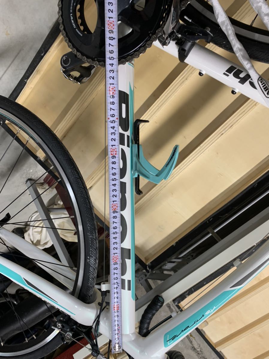 美品 Bianchi ENGINEERED ALU HYDRO TRIPLE BUTTED 6000 クロス 美品 Bianchi ENGINEERED ALU HYDRO TRIPLE BUTTED 6000 クロス