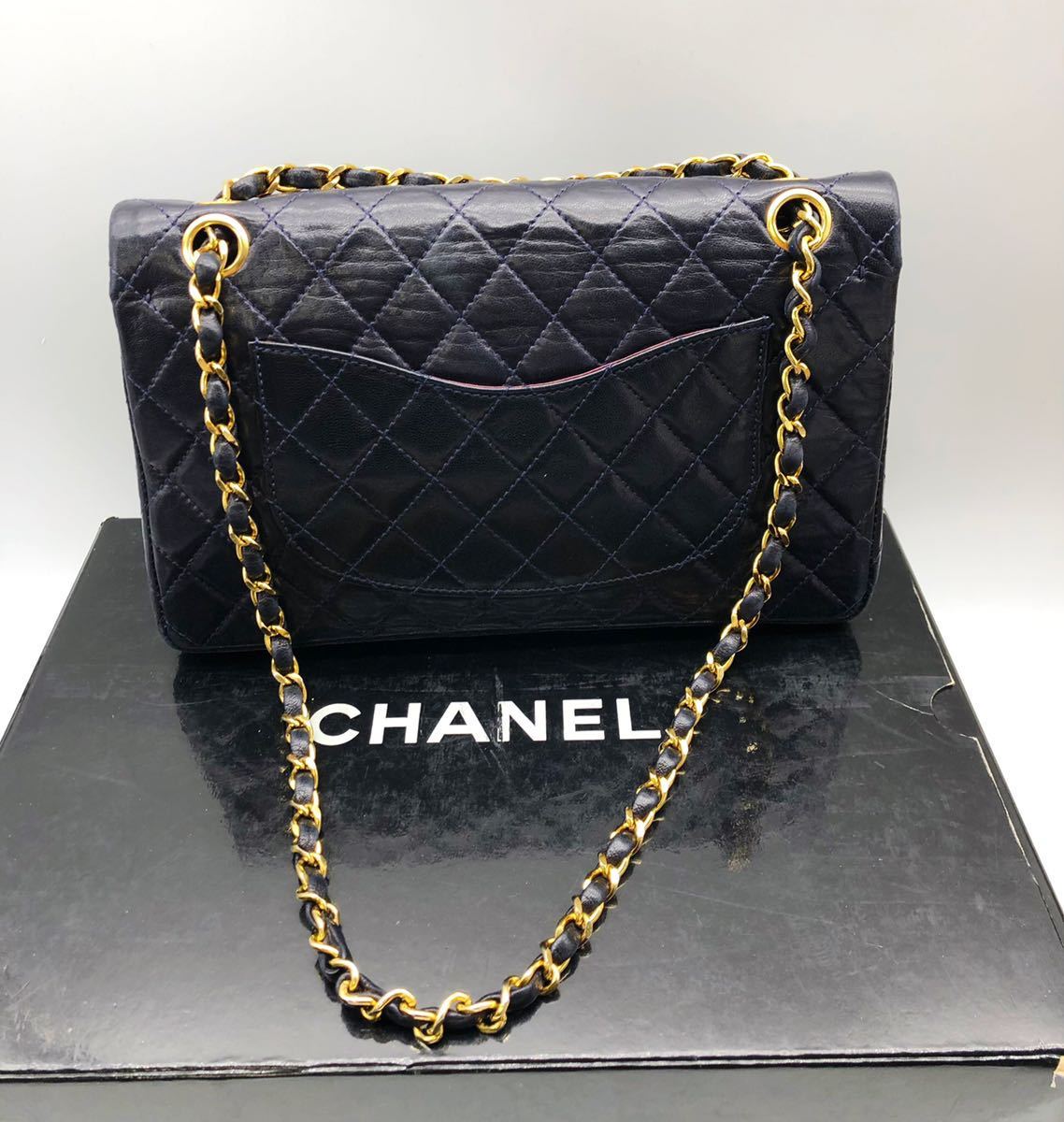 CHANELシャネルココマークターンロックラムスキンWフラップチェーン