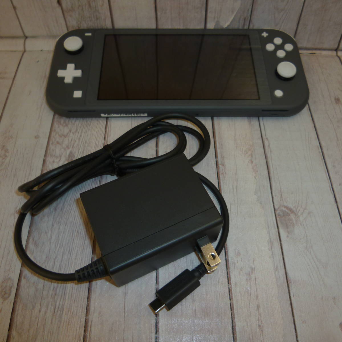 全3色/黒/赤/ベージュ Nintendo Switch ACアダプターなし | www.kdcow.com