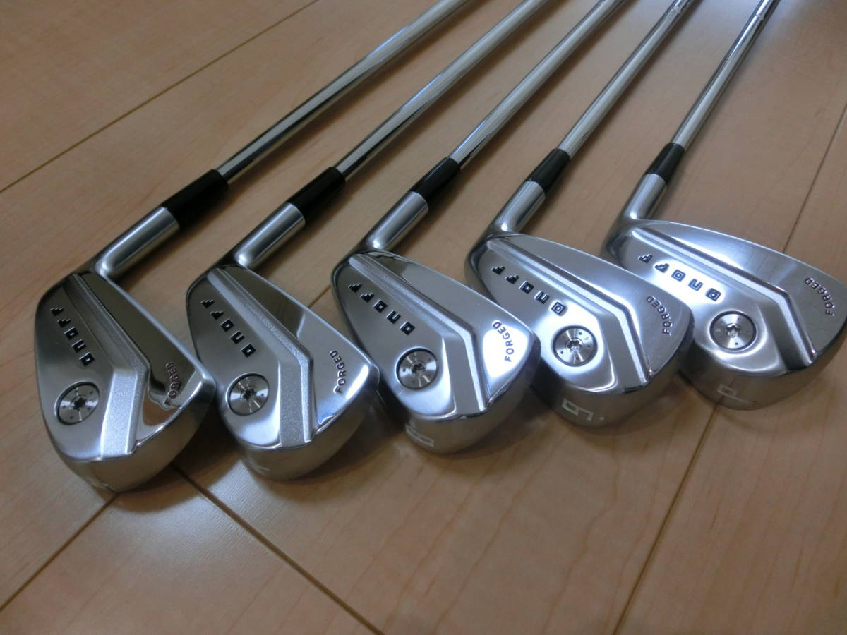 オノフ FORGED KUROクロ アイアンセット 6-PW モーダス115-