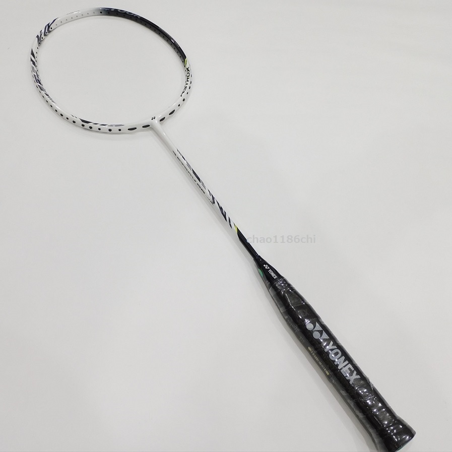 送料込/新品/ヨネックス/4U5/白/最新モデル/アストロクス99 送料込/新品/ヨネックス/4U5/白/最新モデル/アストロクス99