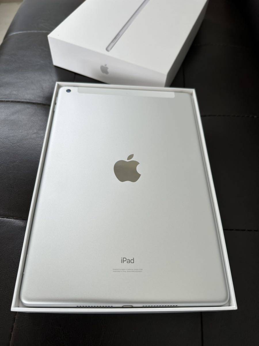 iPad (第７世代) 128GB SIMフリー   WiFi シルバー